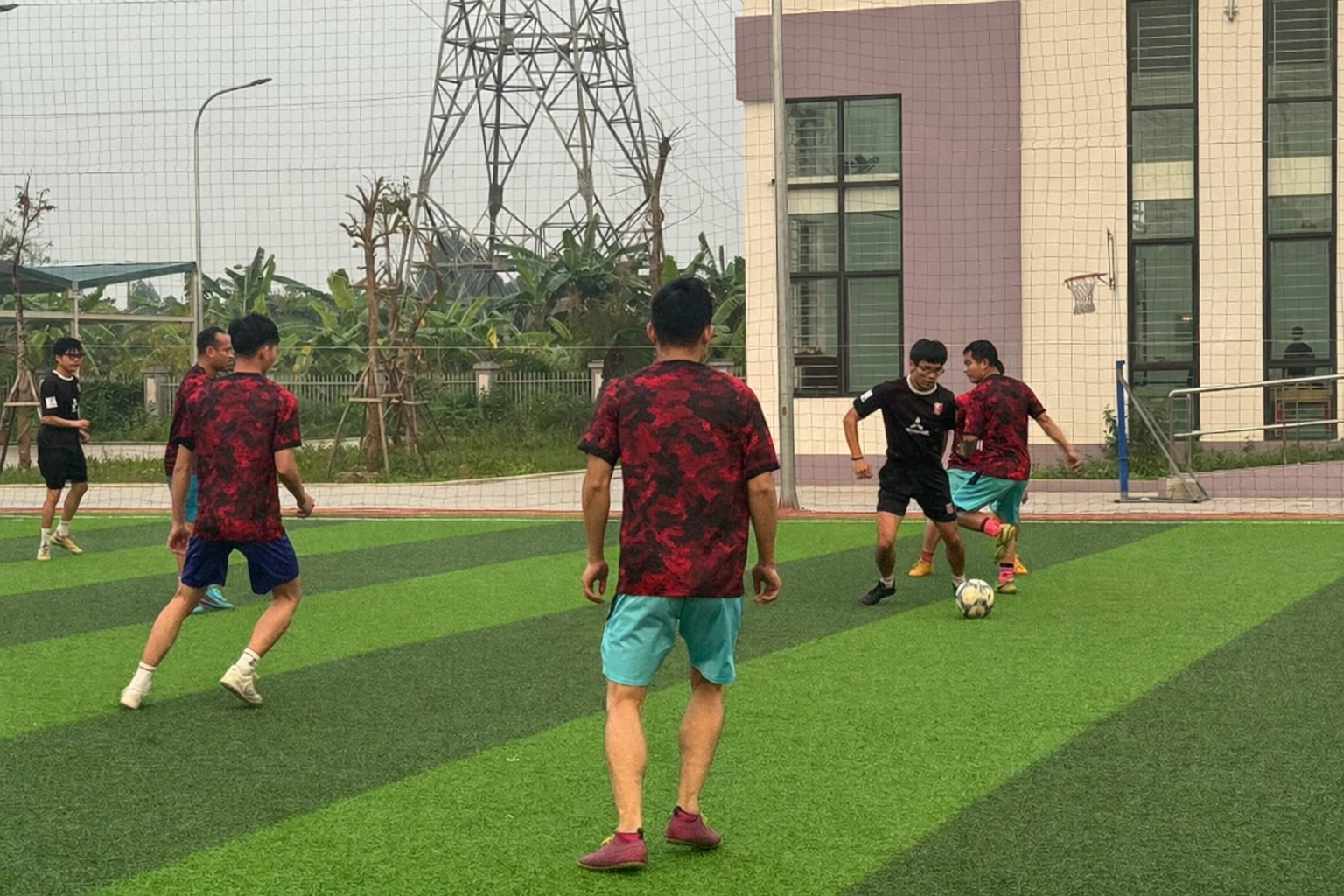 試合シーン – Mitsubishiユニフォーム