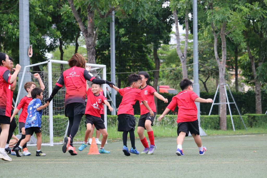 試合練習 – URAWA REDSビブス